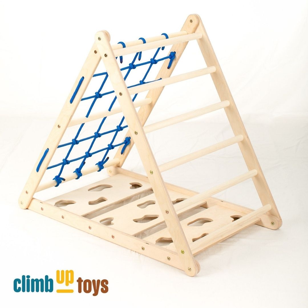 Triangle 3-in-1 Climbing Set: Clouds, Net, Bars