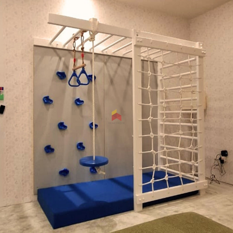 Monkey Bar with Climbing Wall | Brazil Design