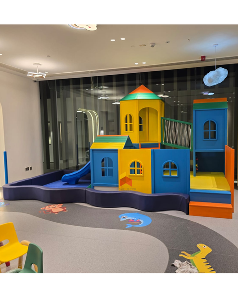 Kids Indoor Multi Level Castle Play Structure with Ball Pool