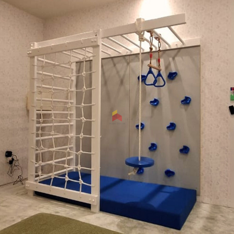 Monkey Bar with Climbing Wall | Brazil Design