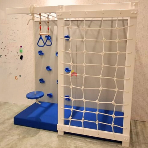Monkey Bar with Climbing Wall | Brazil Design