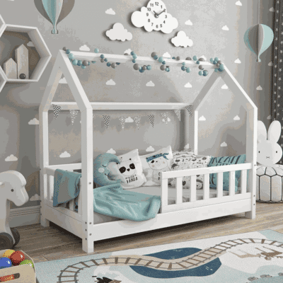 Wooden Day Bed: Elegant and Functional Home Decor